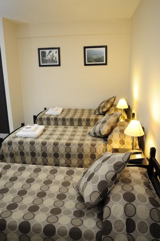Hotel Euzko Alkartasuna Macachín Quarto foto